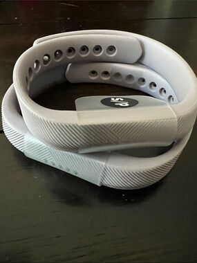 Fitbit Flex Adjustable Silicone Wrist Bracelet in Light Purple